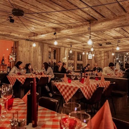 Alpino Lodge Bivio Livigno Eksteriør billede