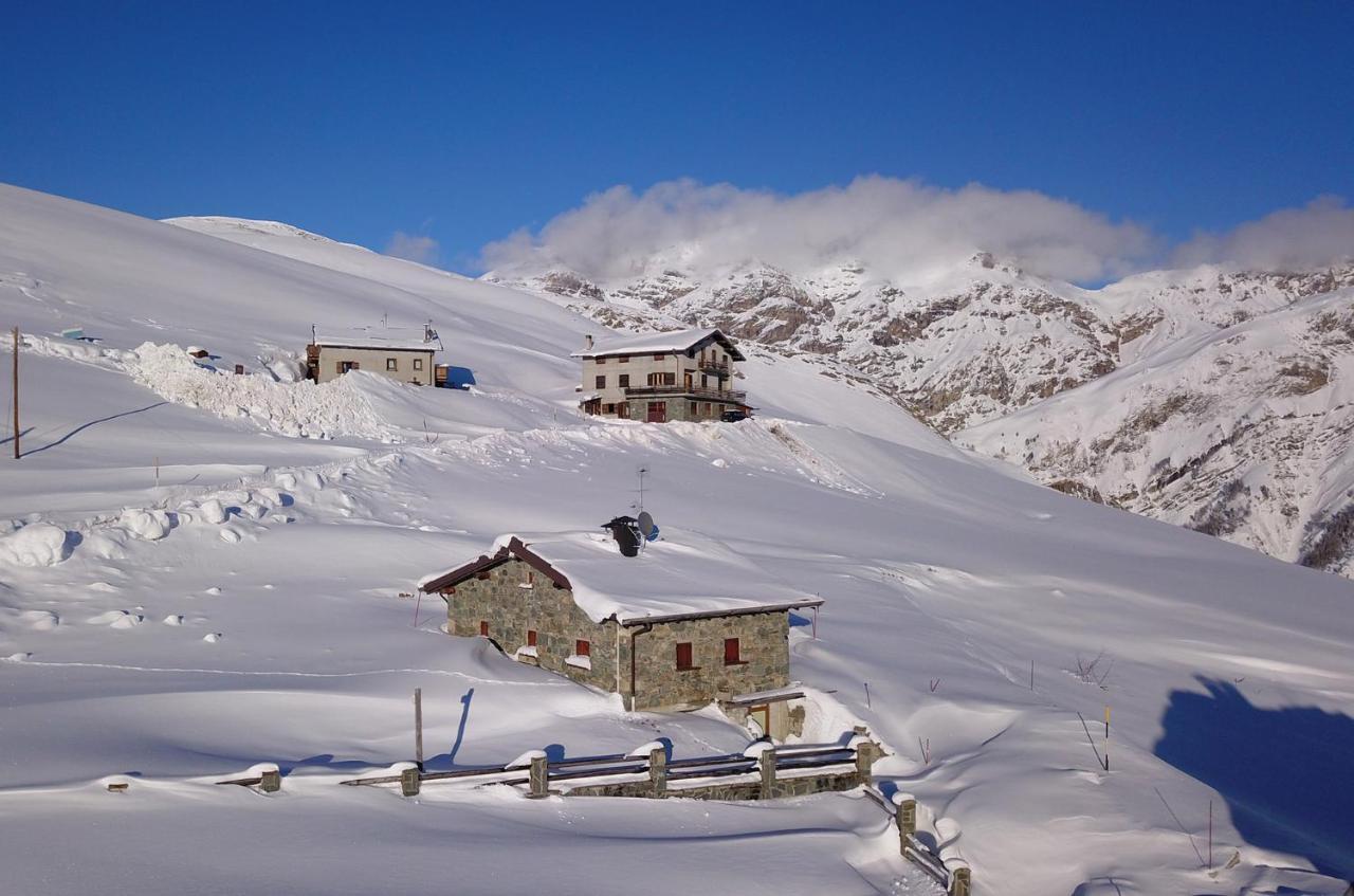 Alpino Lodge Bivio Livigno Eksteriør billede