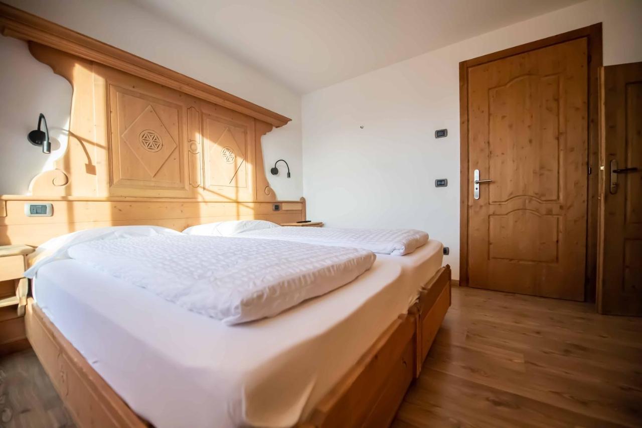 Alpino Lodge Bivio Livigno Eksteriør billede