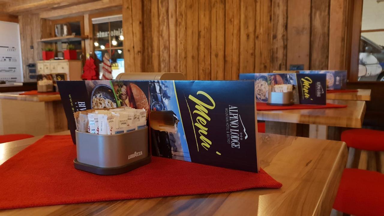 Alpino Lodge Bivio Livigno Eksteriør billede