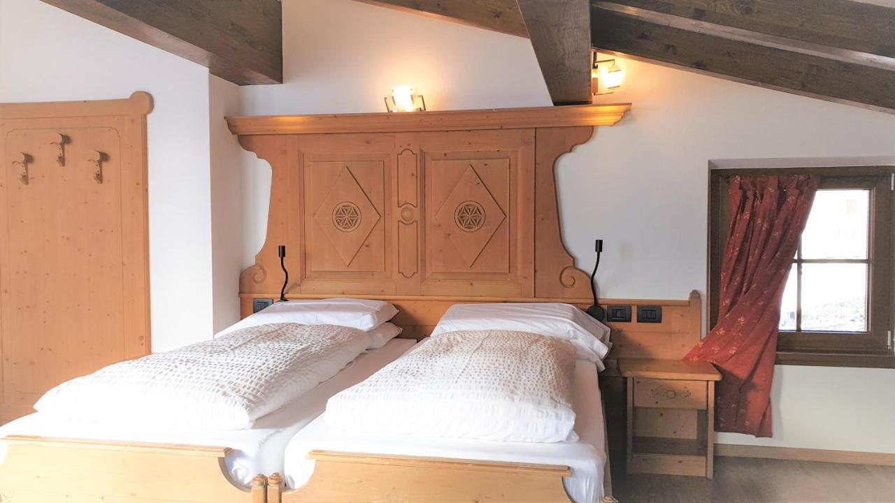 Alpino Lodge Bivio Livigno Eksteriør billede